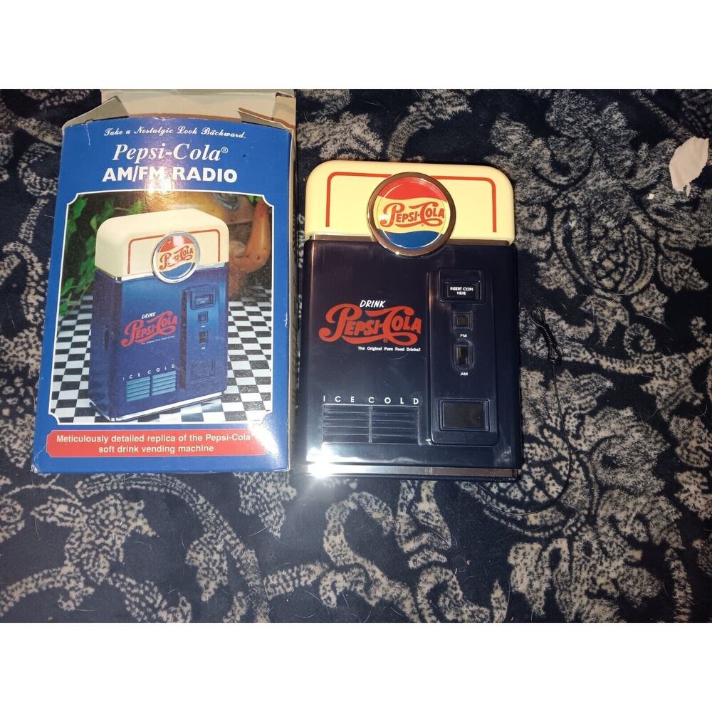 Pepsi Cola Mini Vending Machine AM/FM Transistor 7” Radio 1998 Retro Vtg